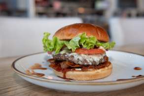 local on north burger