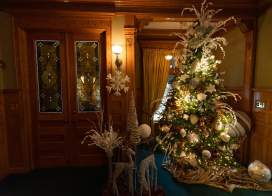 Experience Christmas in the Mansion