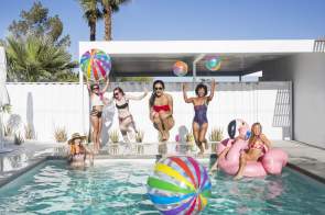 Desert Divas: The Ultimate Girls' Getaway Guide to Palm Springs