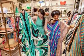 Vintage Shopping in Palm Springs: The Ultimate Guide to Retro Fashion