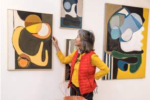 Explore the Via Negocio Art District in Palm Springs