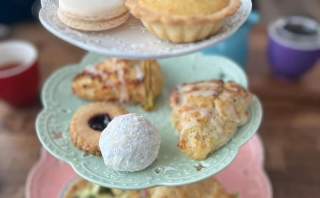 Afternoon Tea: Sunshine Funtime