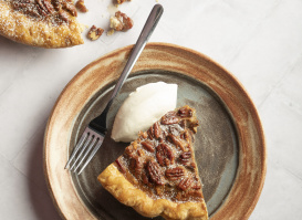 Katie Fogle's Kentucky Derby Pecan Pie