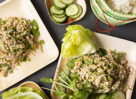 Alex Hanesakdas Laab Gai