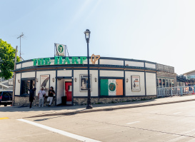 The Harp Irish Pub