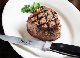 Mo's . . . A Place for Steaks
