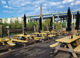 Twisted Fisherman Beach Bar & Restaurant