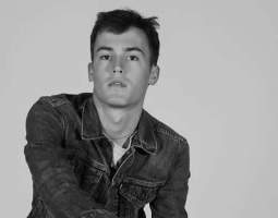 Braedon Barnhill Monday Night Patio Music