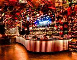 Miracle on 5th Street Christmas Pop-Up Bar