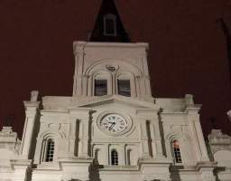 Hear the truth, rumors, and legends that make New Orleans a destination for history buffs and ghost hunters alike! Hear haunting tales from the Andrew Jackson Hotel, Ursuline Convent and other centuries-old homes. Learn of the infamous Muriel’s Ghost and the Yellow Fever Epidemic that transformed the city. Re-live the era of Marie Laveau. See where scenes from the hit TV series American Horror Story were filmed, and hear the terrifying true story of Marie Delphine LaLaurie.