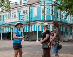 Why be herded in a large group without getting to know your guide or ask questions? Come explore with us in the Garden District with 9 or fewer people. Discuss such things as architecture, history, or even movie filming locations (especially if you're fans of Anne Rice or American Horror Story!). In addition, once the tour ends your guide will give you personalized suggestions for other attractions or best places for lunch or dinner!
