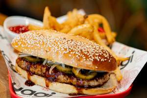 Newport Burger Bender 2026 | Newport RI Best Burger Competition