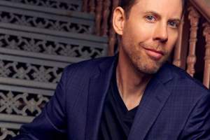 Ryan Hamilton @ VT Comedy Club