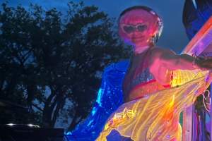 Splash Dance: DJ Love