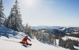 Skier in Brian Head