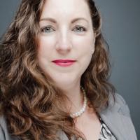 Amanda Zappia Headshot