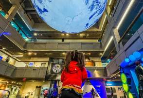 Kid at the Museum of Science