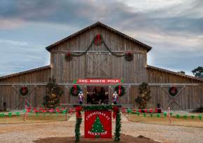 The Farm at Rocky Top Country Christmas