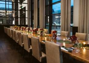 Epicurean Experiences at the Laurel