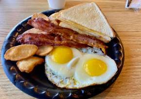 Byron's Smokehouse