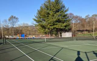 Shenandoah Tennis Courts