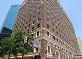 Downtown Hilton Main Street