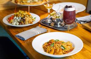 A Taste of Summer: Queen’s Feast in Hickory