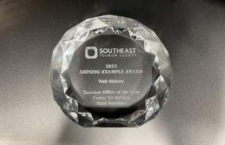 Visit Hickory Named Tourism Office of the Year by Southeast Tourism Society in Category 1