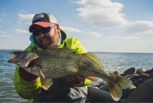 Pat Kalmerton Fall Walleye