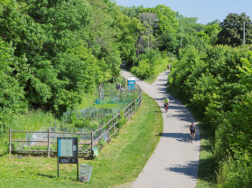 Along for the Ride: Biking Milwaukee’s North Shore Community