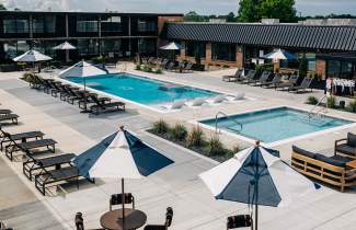 The Trail Hotel - Pool