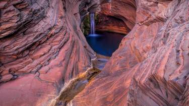 Landscape shot of Spa Pool, Hamersley Gorge in Karijini National Park
