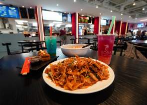 Baoshi Food Hall & Bar