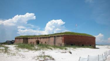 Exploring the Mississippi Gulf Coast - Deep South Magazine
