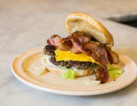 Bacon Cheeseburger – Camellia Grill
