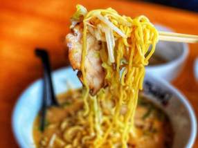 Zabon Ramen & Rolls