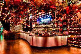 Guide to Austin's Holiday Pop-Up Bars