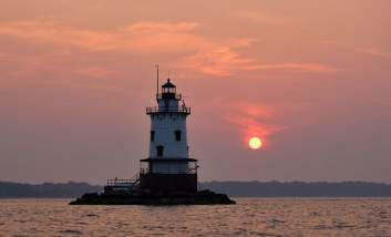 Summertime Fun Abounds in Warwick, RI!