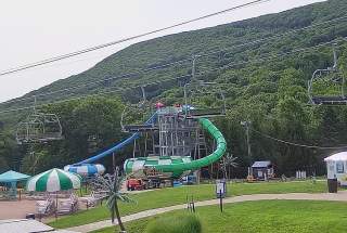 Live Webcam View of Camelbeach's Sunbowl