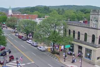Live Webcam View of Main Street in Stroudsburg from The Penn Stroud