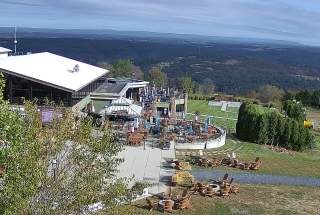 Live Webcam View at Blue Mountain Resort (Slopeside)