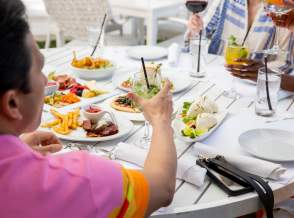 Food  & Drink