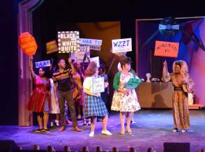 A Guide to Palm Springs Theaters, Choirs, and Bands