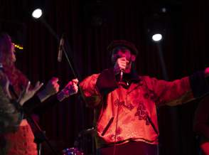 Palm Springs Karaoke Guide: Best Places to Sip & Sing