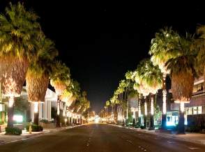 palm canyon drive night