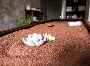 sec he spa quartz bed.jpg