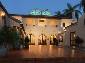 Plaza Theatre