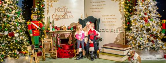 Santa Claus visit at Manhattan Town Center