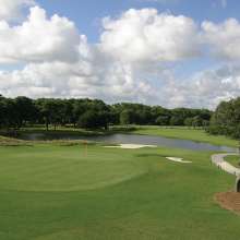 Photo courtesy of Oak Island Golf Club