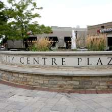 Elmhurst City Centre Plaza Sign
